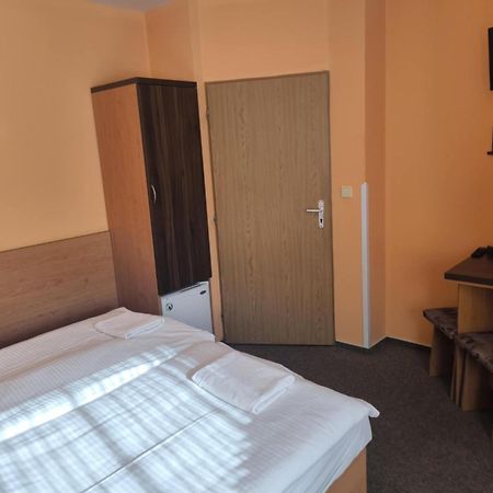 Pension Euro Mikulov Dış mekan fotoğraf