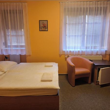Pension Euro Mikulov Dış mekan fotoğraf