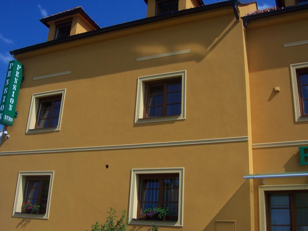 Pension Euro Mikulov Dış mekan fotoğraf